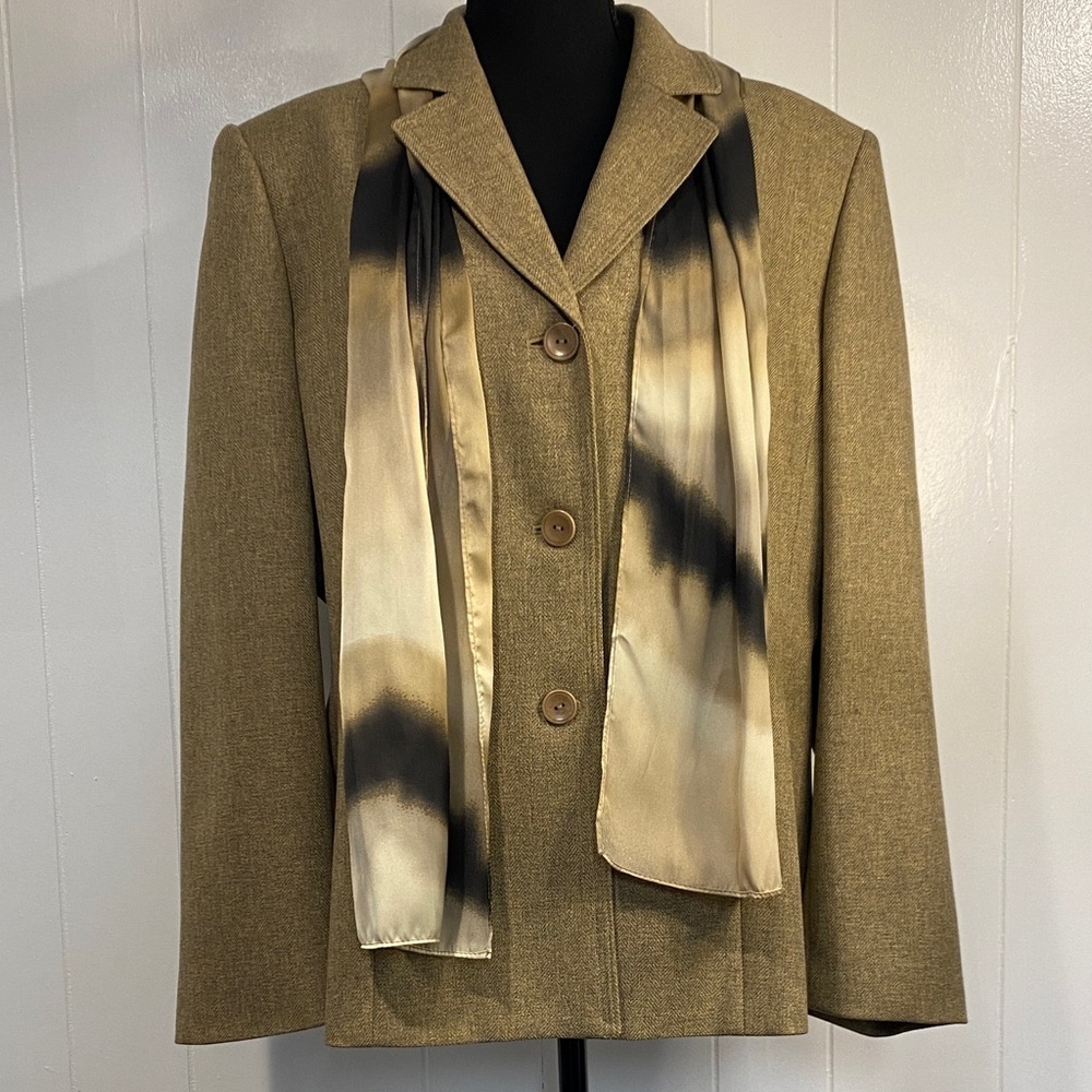 Le Suit Herringbone Tan Olive Blazer Jacket with Tan Black Scarf Career Size 18